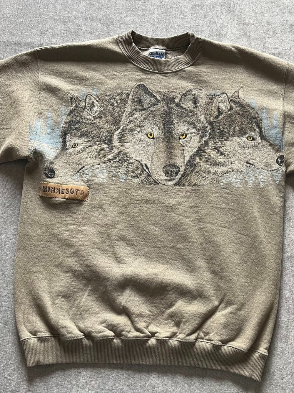 Vintage Minnesota Sweatshirt Crewneck Men XL Tan Wolves Pullover Heavyweight